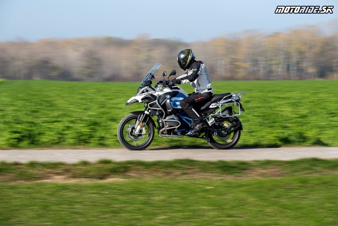 Test všestranného transkontinentálneho krížnika BMW R 1200 GS Adventure 2018