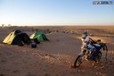 Púštna cesta Douz - Ksar Ghilane - bivak - Na Afrikách do Afriky - Tunisko