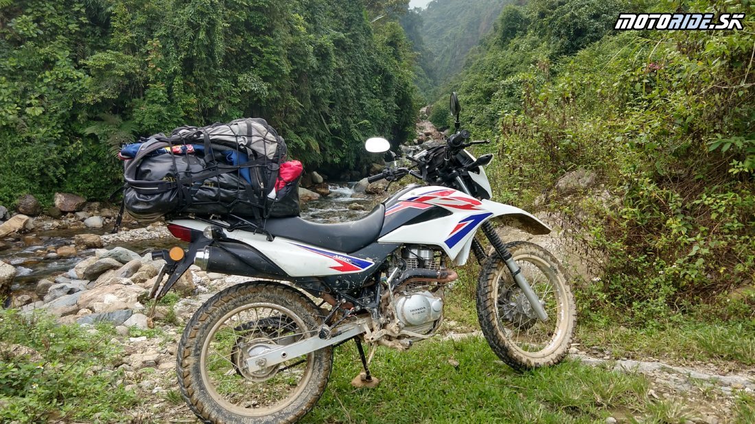 Začína pravý Vietnam, smerujeme na priesmyk Khau Pha pass - Naživo: Vietnam moto trip 2019