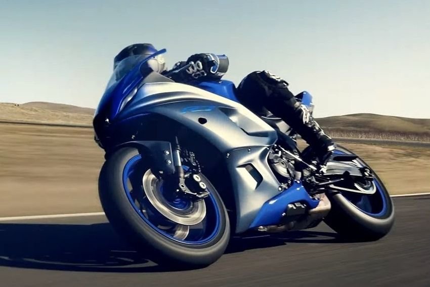Yamaha čoskoro predstaví úplne novú YZF-R7