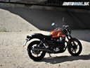 Moto Guzzi V7 Stone (2021)