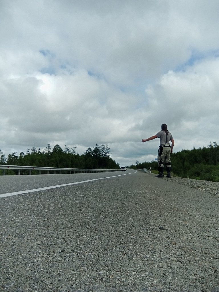 Stopujem... ani neviem kam. Chabarovsk 1000km, Čita 1100km...