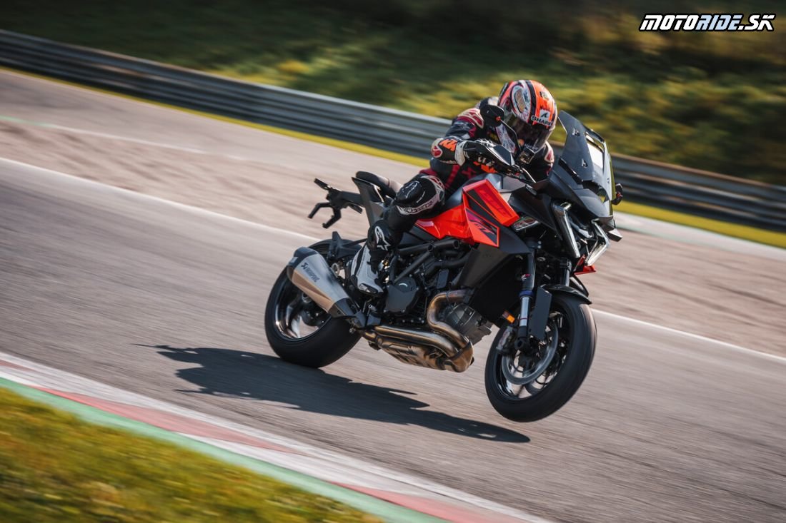 KTM 1390 SUPER DUKE GT (2025)