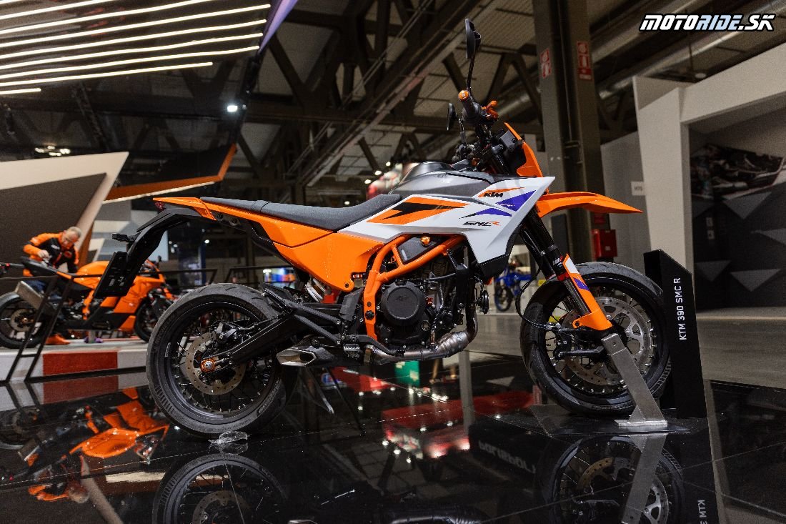 KTM 390 SMC R 2025 