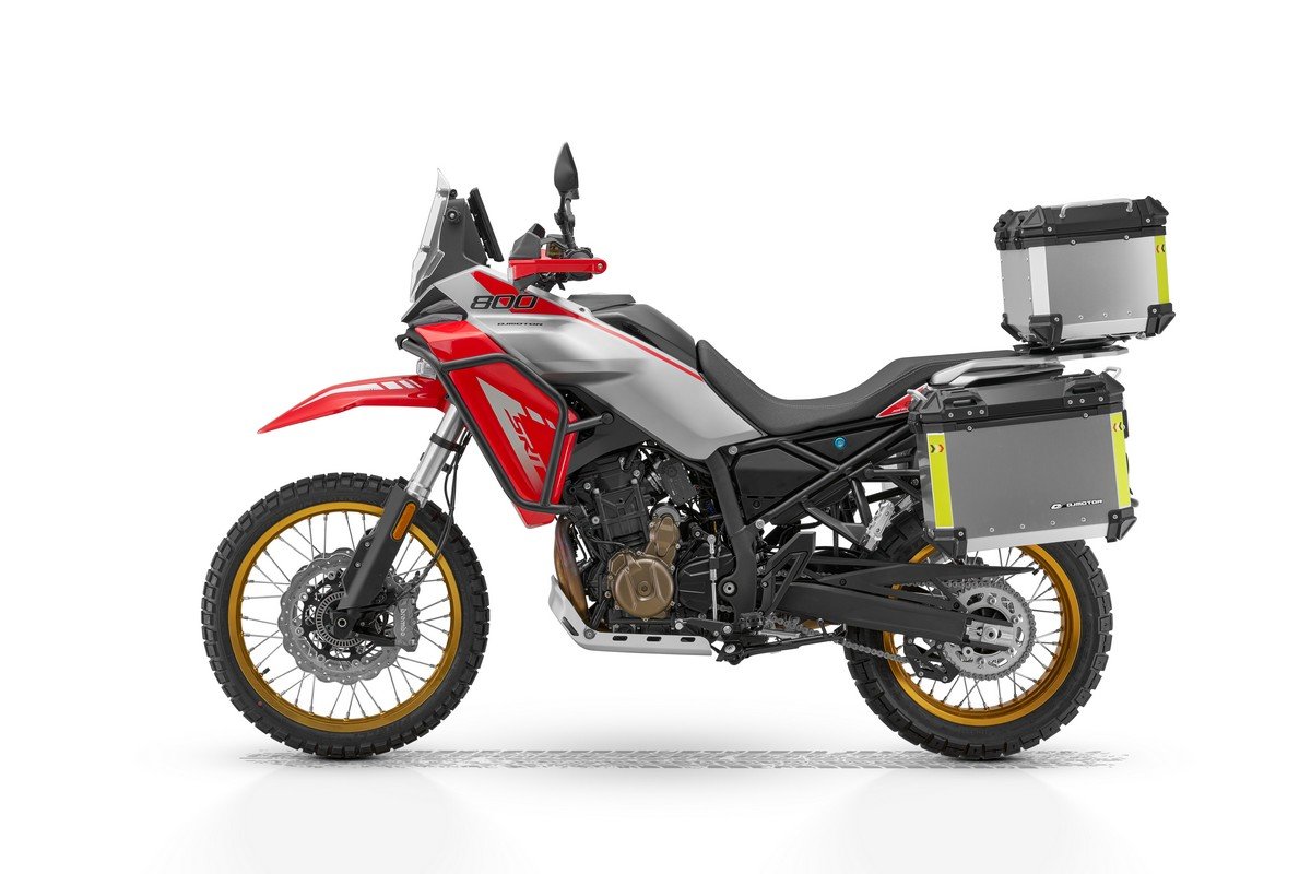 QJMotor  SRT800RX 2026