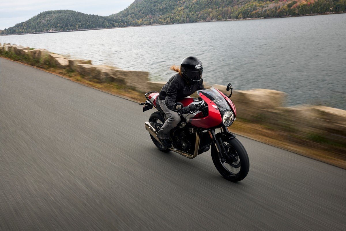 Triumph Thruxton 400 2026