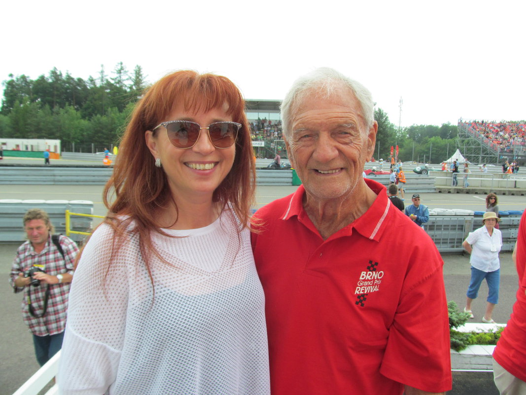 Jim Redman s riaditeľkou autodromu Brno