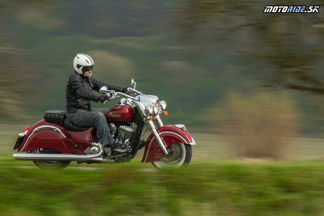 Indian Chief Classic 2014 - znovuzrodené americké železo