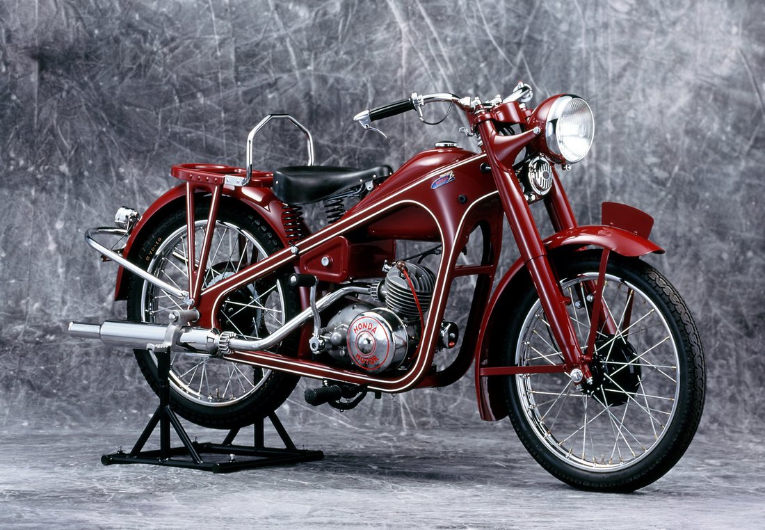 Honda Dream Type-D, prvý vyrobený motocykel značky v roku 1949