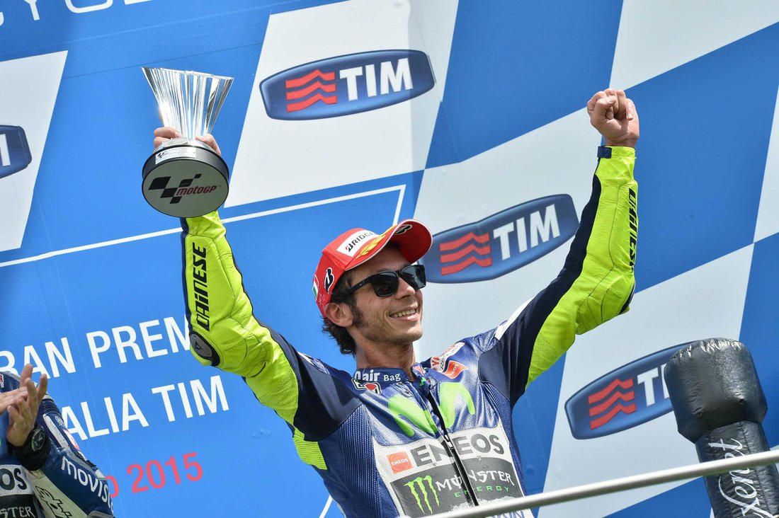 MotoGP 2015 VC Talianska - Rossi sa tešil aj s miesta na bedni, šampionátu stále kraľuje