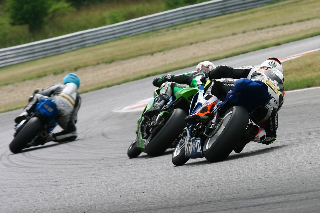 V českom Moste sa súťažilo o body do motocyklových šampionátov