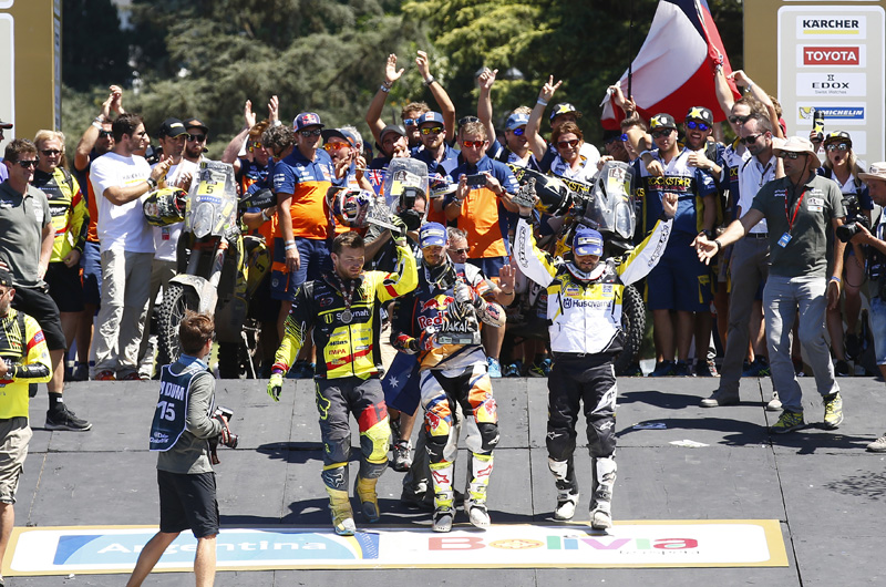 Dakar 2016 - 13. etapa - Prvý 03 Toby PRICE (aus) KTM, Druhý 05 Štefan SVITKO (svk) KTM, Tretí 04 Pablo QUINTANILLA