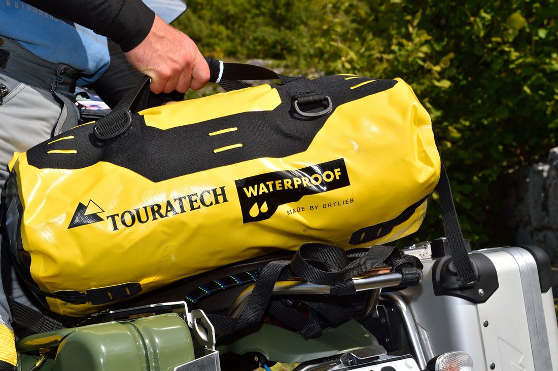 Ducati Scrambler a nepremokavá vodotesná taška Touratech Waterproof