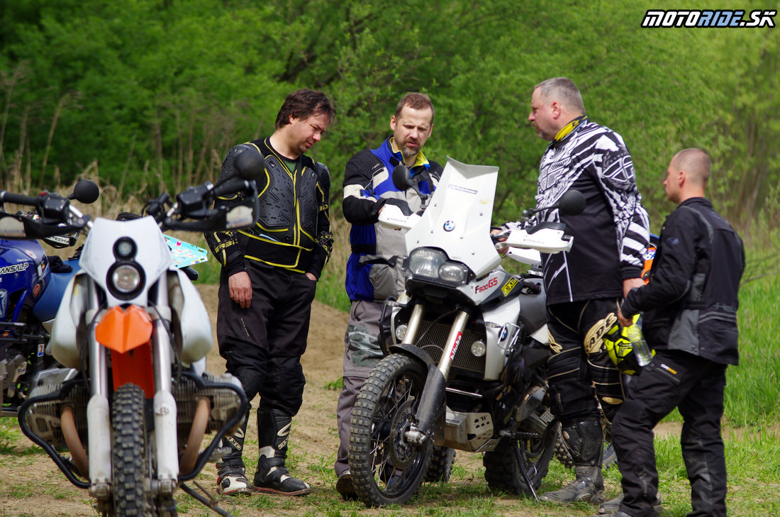 XL enduro stretko / tréning 23. 4. 2016 - Veľký Šariš