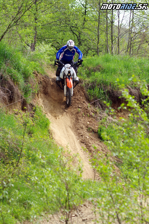 XL enduro stretko / tréning 23. 4. 2016 - Veľký Šariš