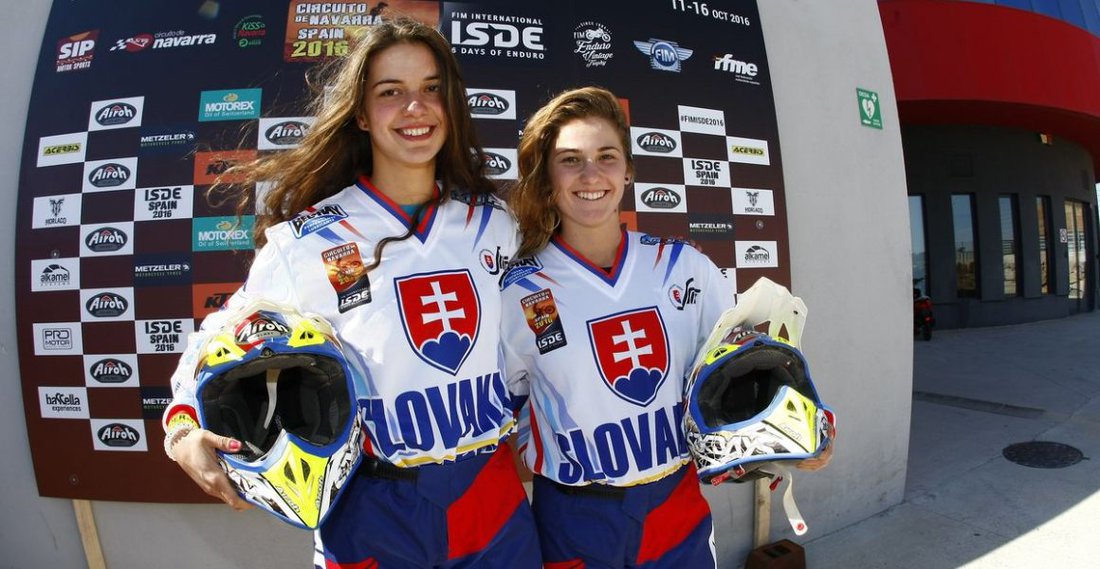 Katarína Juríčková a Karin Hostinská - ISDE 2016 – 1. deň