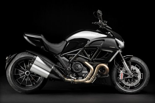 Ducati Diavel Cromo 2012