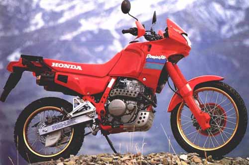 Honda NX 650 Dominator (škrtená verzia 20.14 kW) 1989