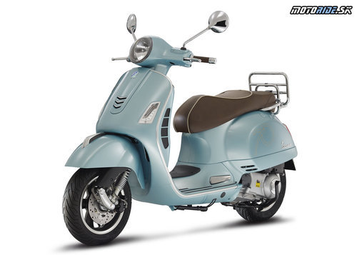 Vespa GTS 300 Settantesimo 2016