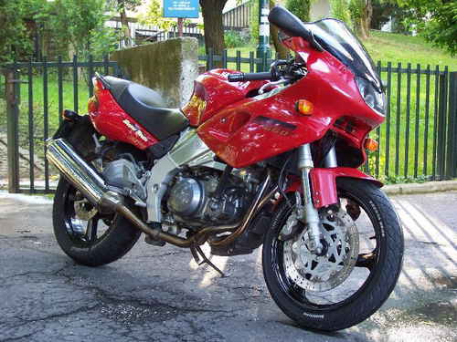 Yamaha SZR 660 1997