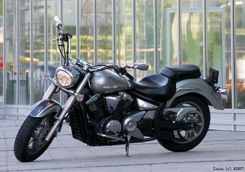  Yamaha XVS 1300 A Midnight Star