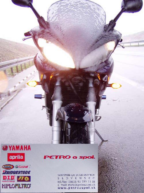  Čo dodať??? No odteraz si budem aj v jari všímať nadmorskú výšku. (Motocykel na cestu pripravila spoločnosť Petro a spol.)