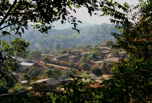  Horská dedina: Pang Khum