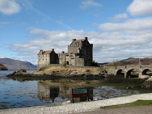  Eilean Donan