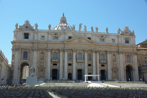  Vatikán, pápežov balkón.
