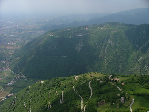  ...pohlad z kridla na planinu