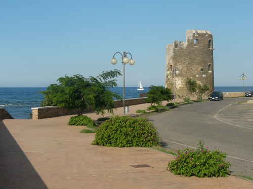  Strážne veže nájdete na celom pobreží Sardínie – S.Lucia.